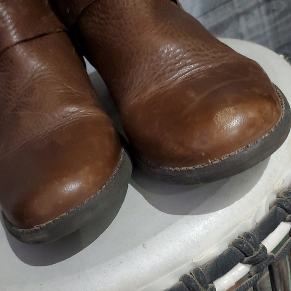 Steve Madden Brown Heeled Boots with Harness Detail - Picture 9 of 16